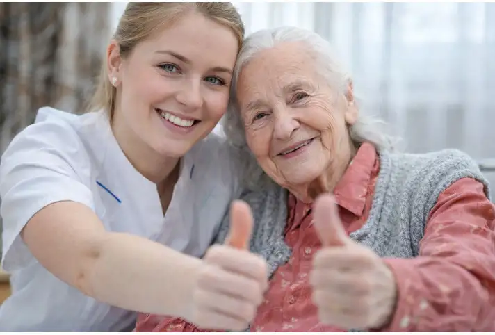 Aide � domicile � Hy�res : un accompagnement humain et personnalis� pour bien vi